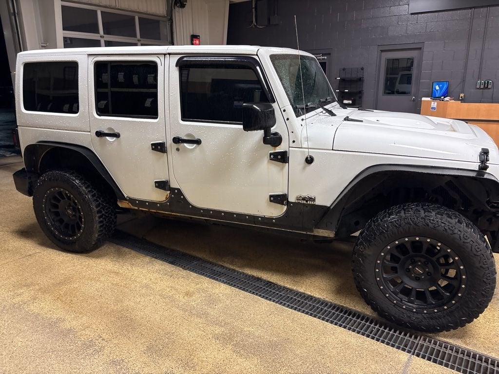 2014 Jeep Wrangler Unlimited Polar Edition