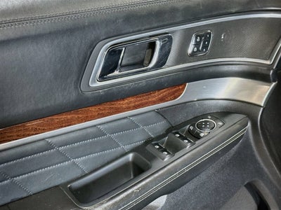 2017 Ford Explorer Platinum