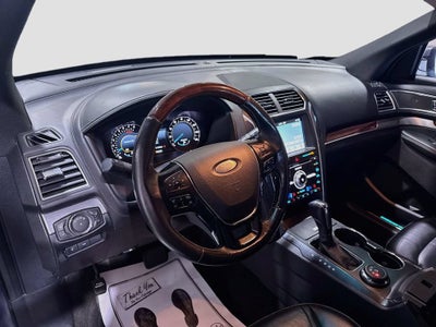2017 Ford Explorer Platinum