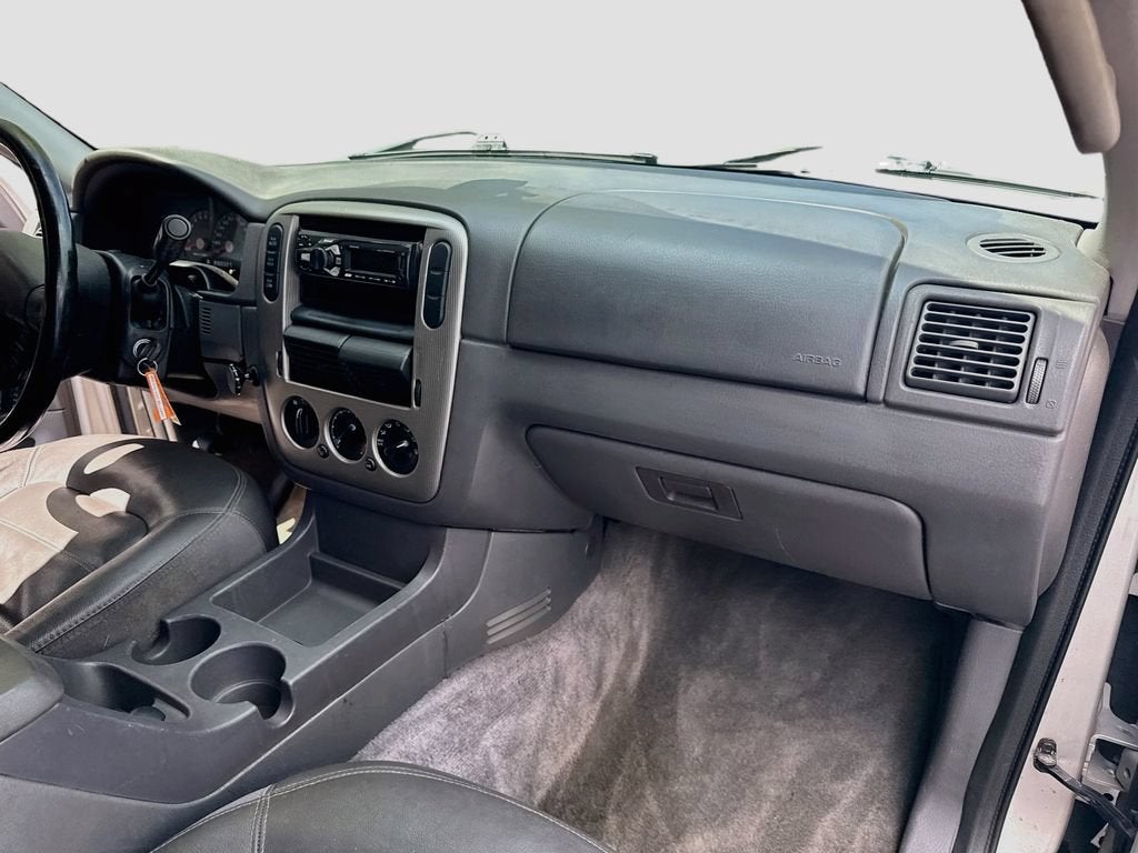 2003 Ford Explorer XLT