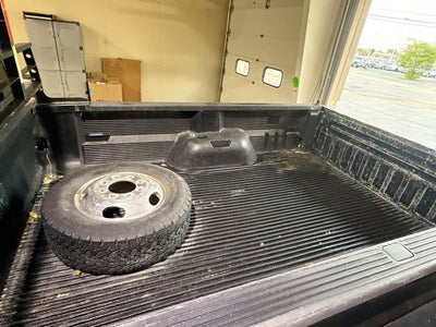 2006 Ford Super Duty F-350 DRW XL