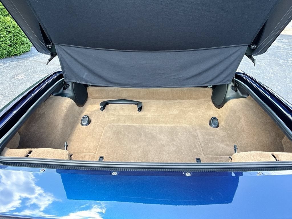 2001 Chevrolet Corvette Base