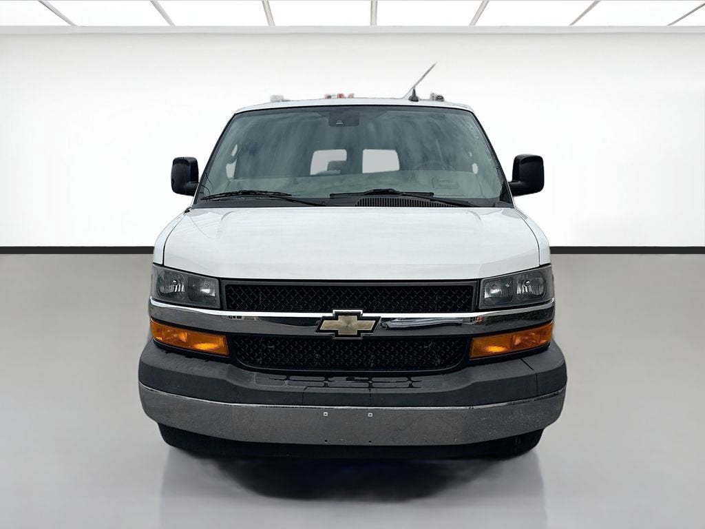 2019 Chevrolet Express Passenger 3500 LT