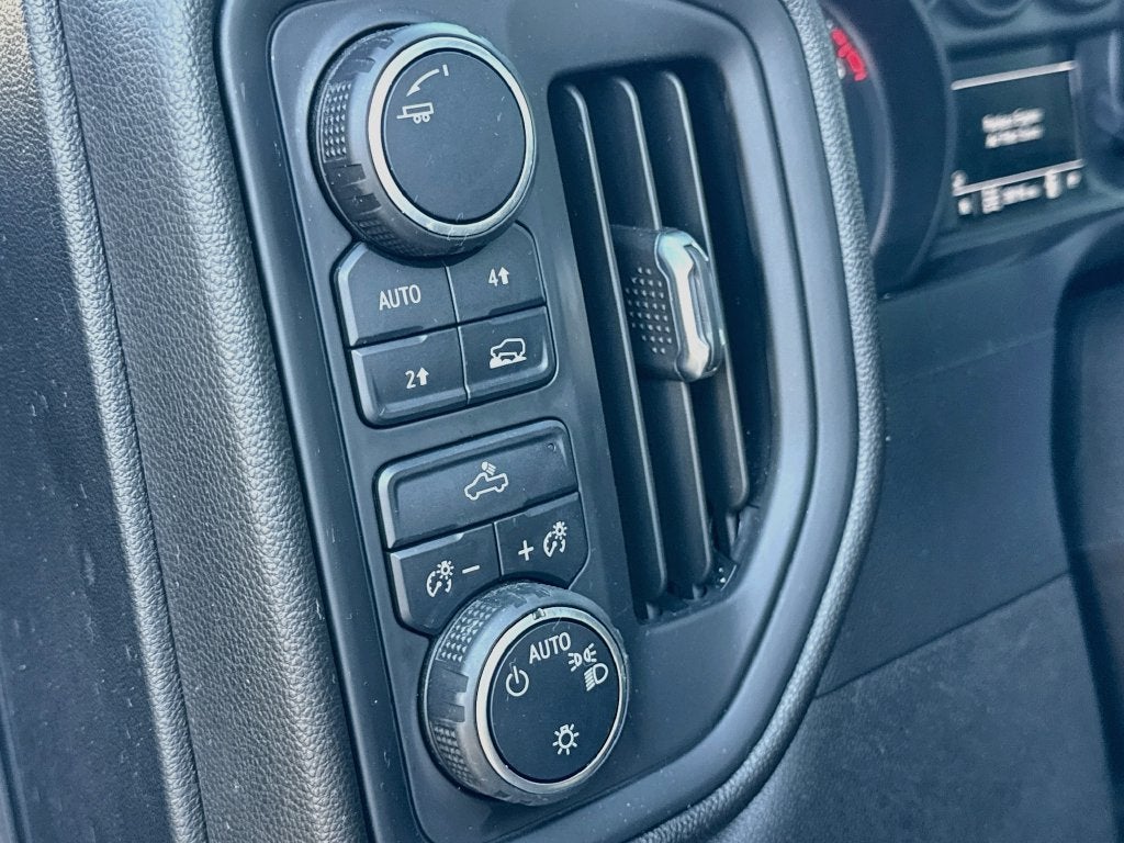 2021 Chevrolet Silverado 1500 Custom