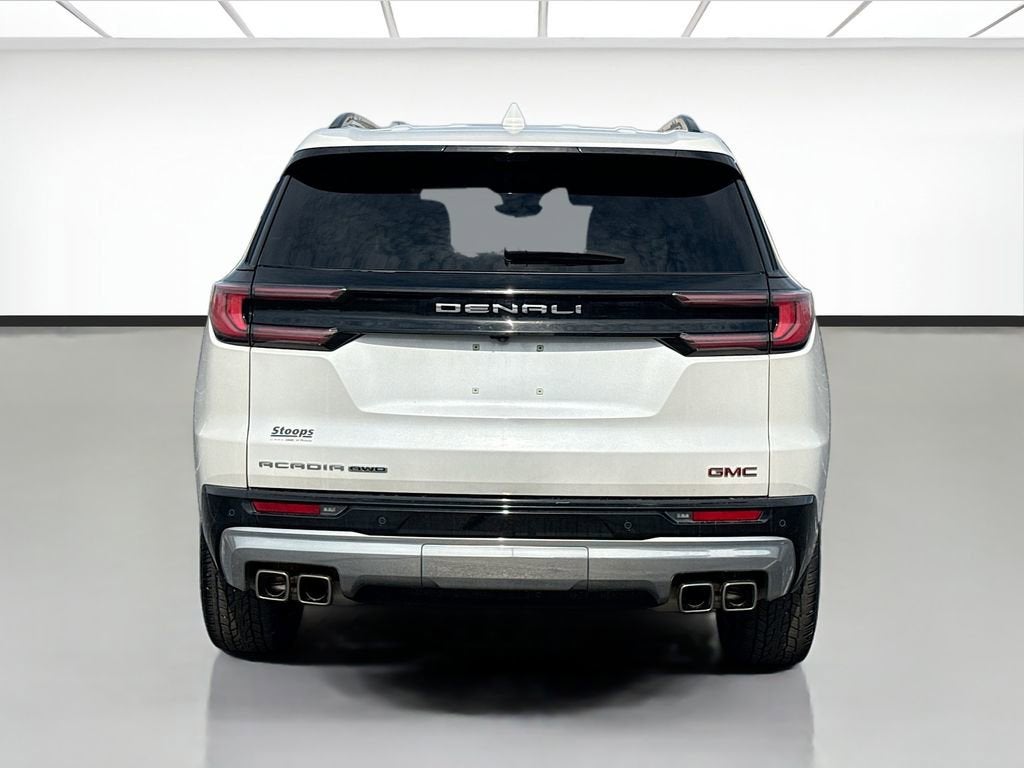 2024 GMC Acadia Denali