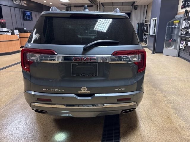 2021 GMC Acadia Denali