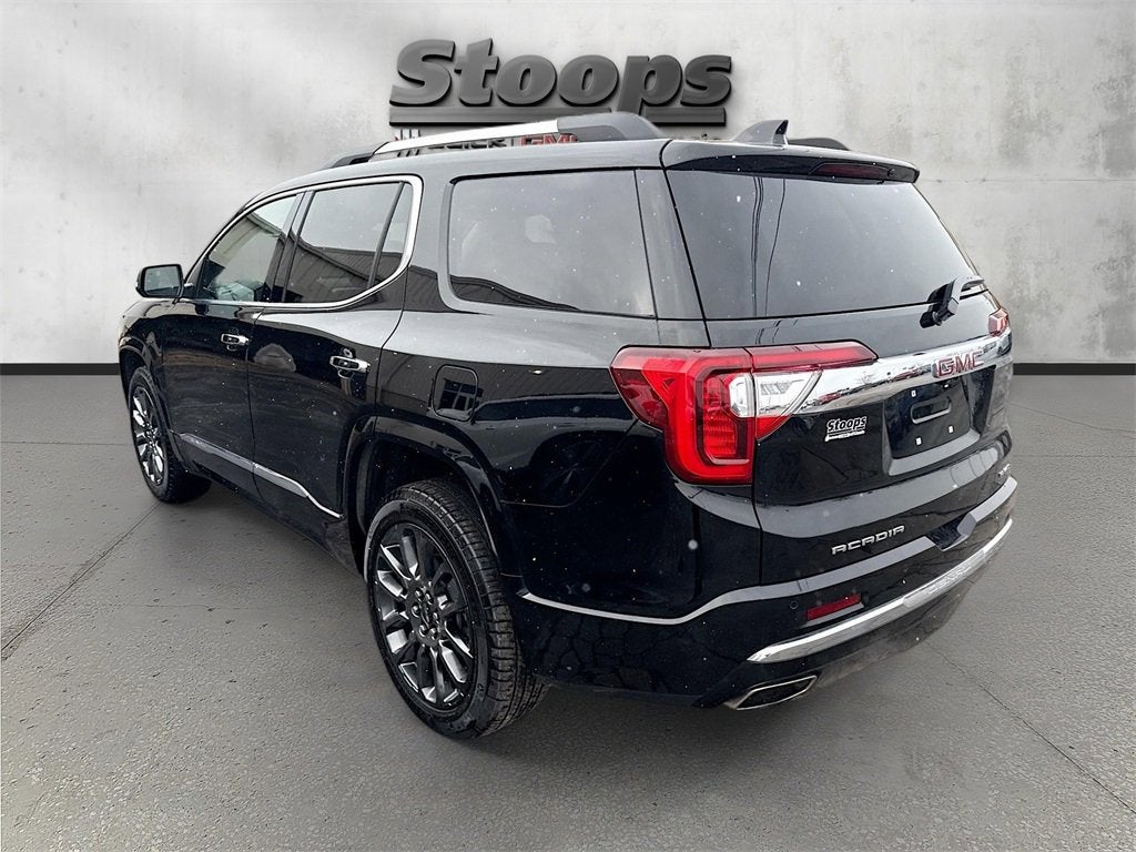 2023 GMC Acadia Denali
