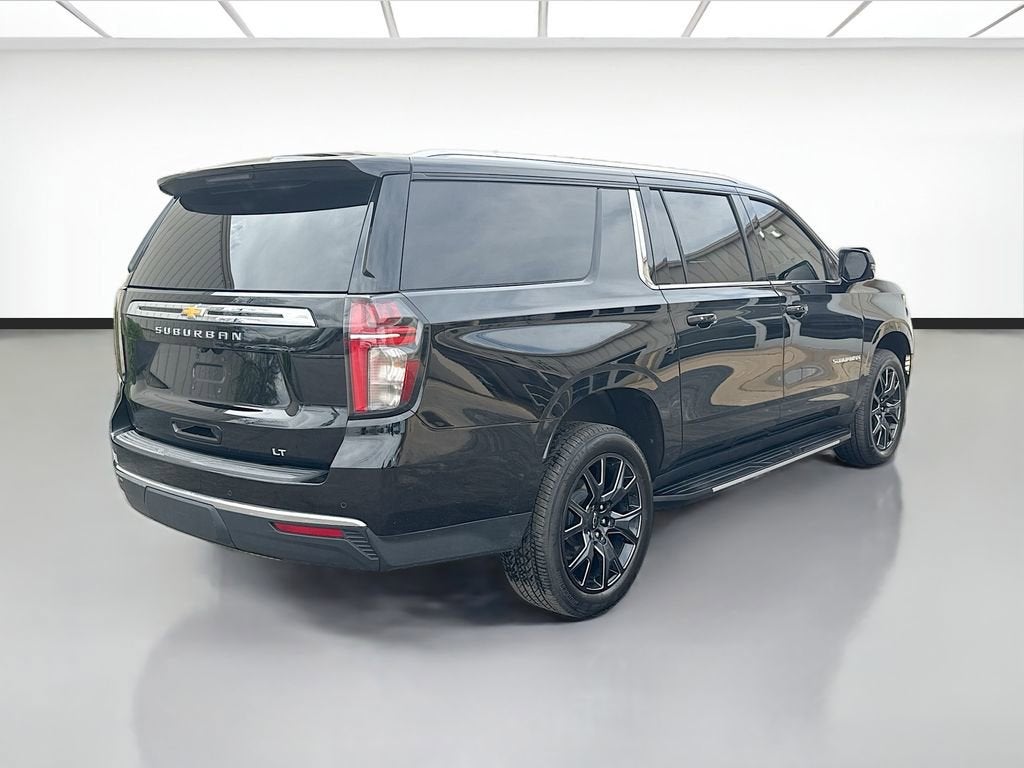 2024 Chevrolet Suburban LT