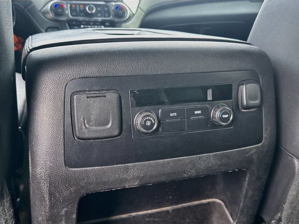 2015 Chevrolet Suburban LT