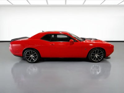 2016 Dodge Challenger 392 Hemi Scat Pack Shaker