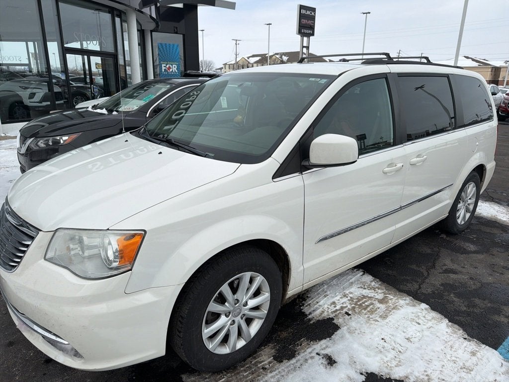 2012 Chrysler Town & Country Touring
