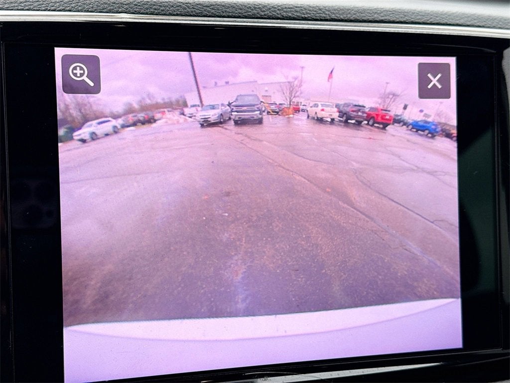 2022 Chrysler Pacifica Hybrid Touring L