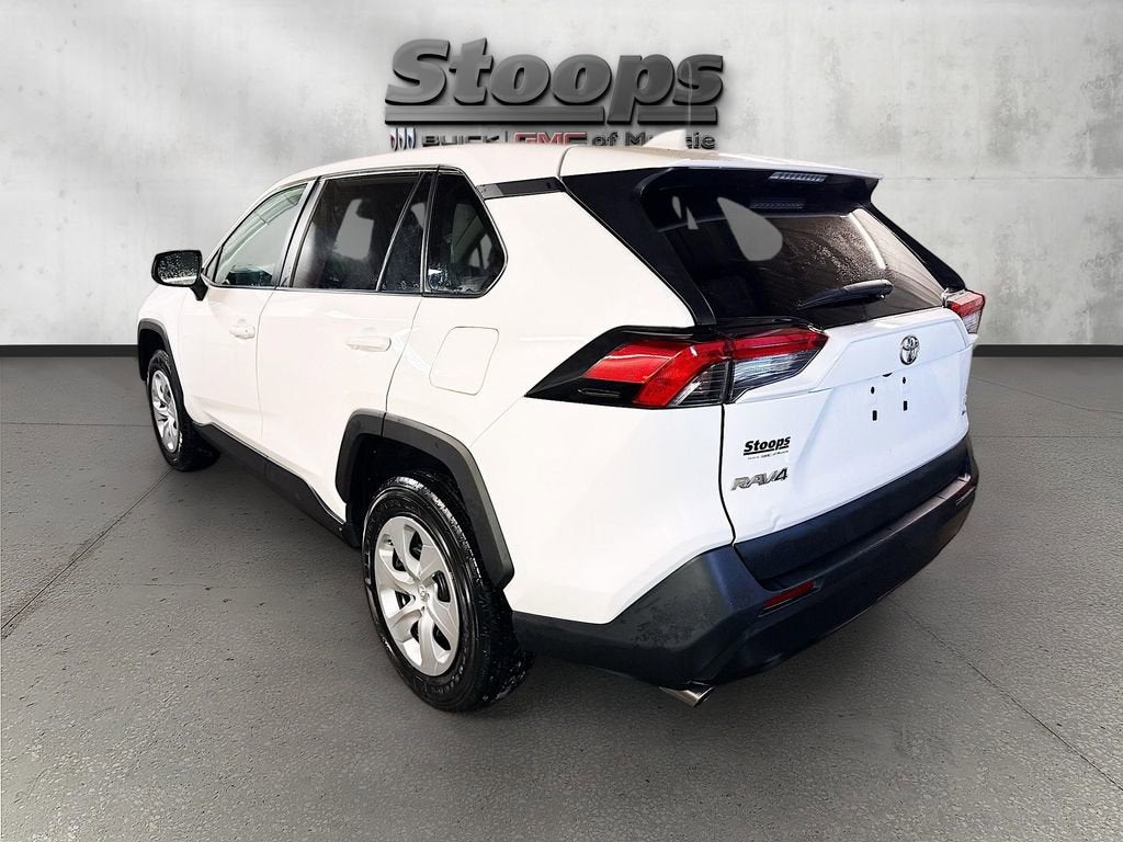 2024 Toyota RAV4 LE