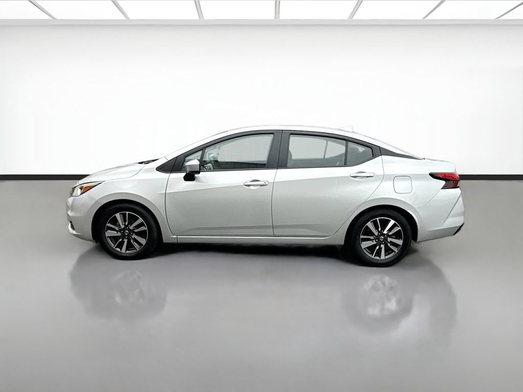 2022 Nissan Versa SV
