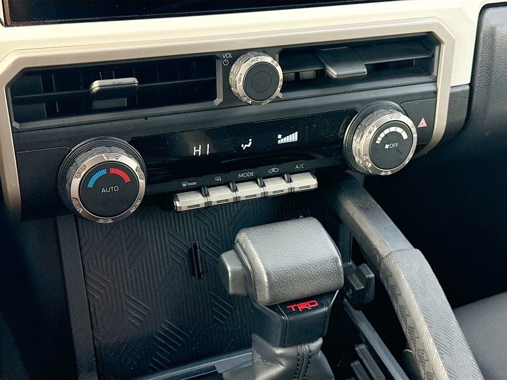 2024 Toyota Tacoma 4WD SR5