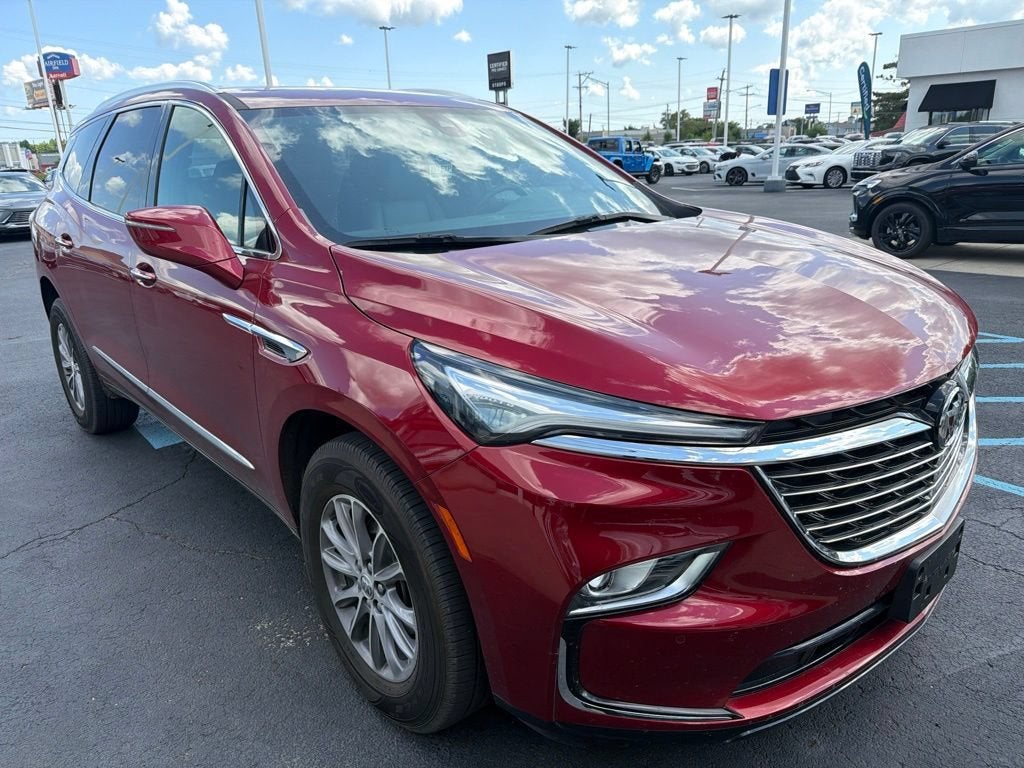 2023 Buick Enclave Essence