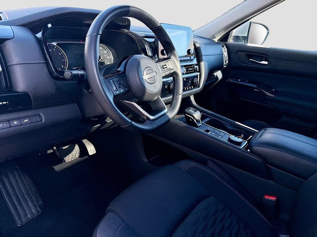 2022 Nissan Pathfinder SV 4WD