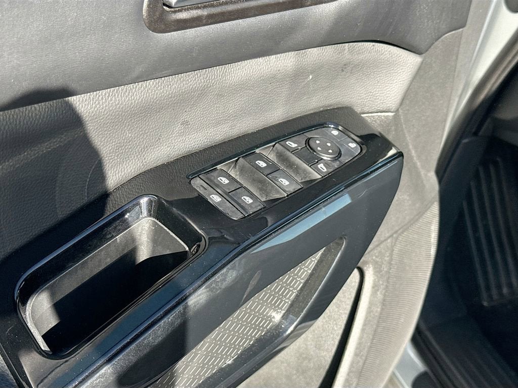 2022 Nissan Pathfinder SV 4WD