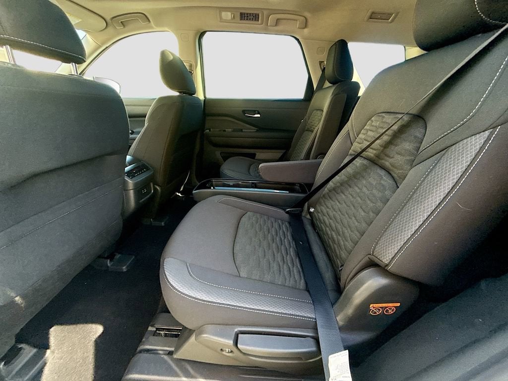 2022 Nissan Pathfinder SV 4WD