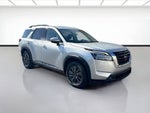 2022 Nissan Pathfinder SV 4WD