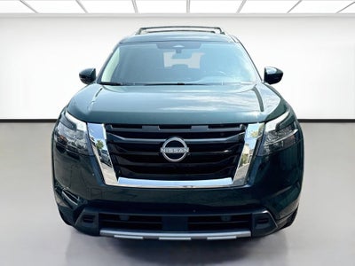 2025 Nissan Pathfinder SL 4WD