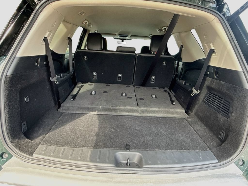 2025 Nissan Pathfinder SL 4WD