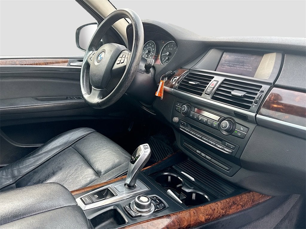 2010 BMW X5 30i