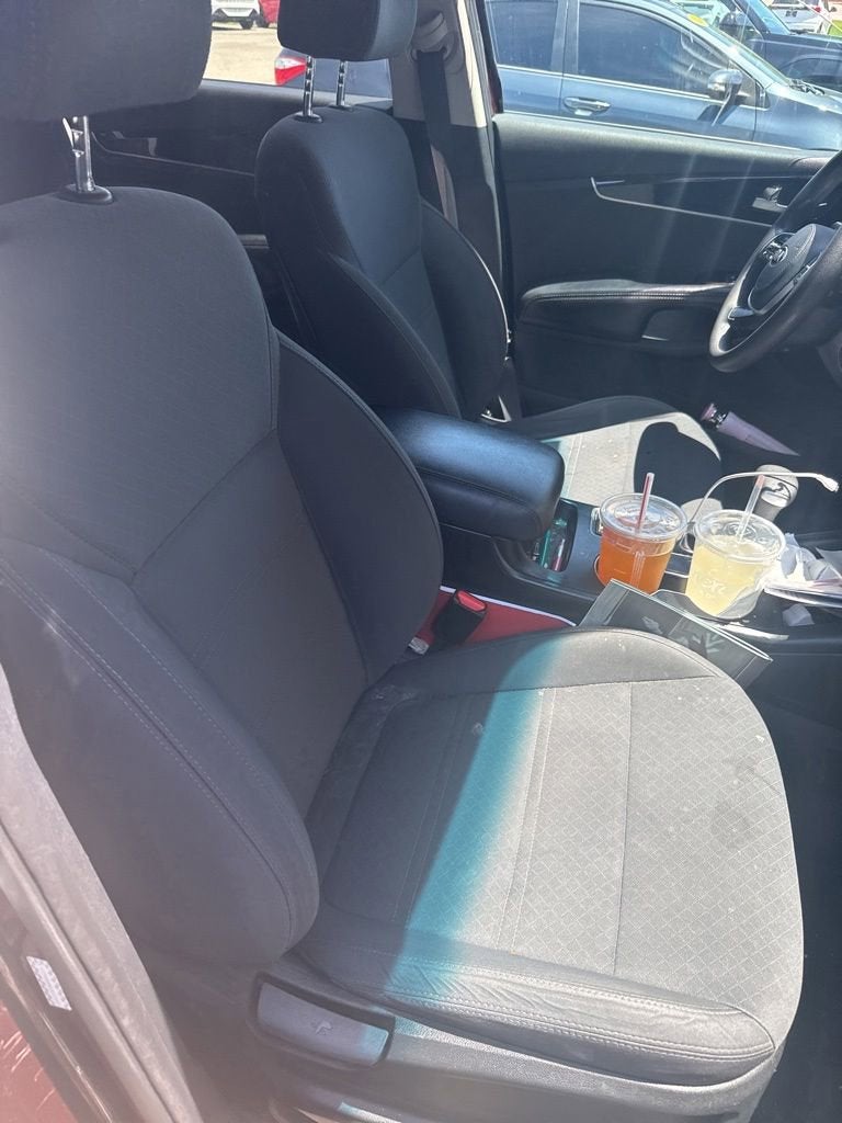 2020 Kia Sorento 3.3L LX