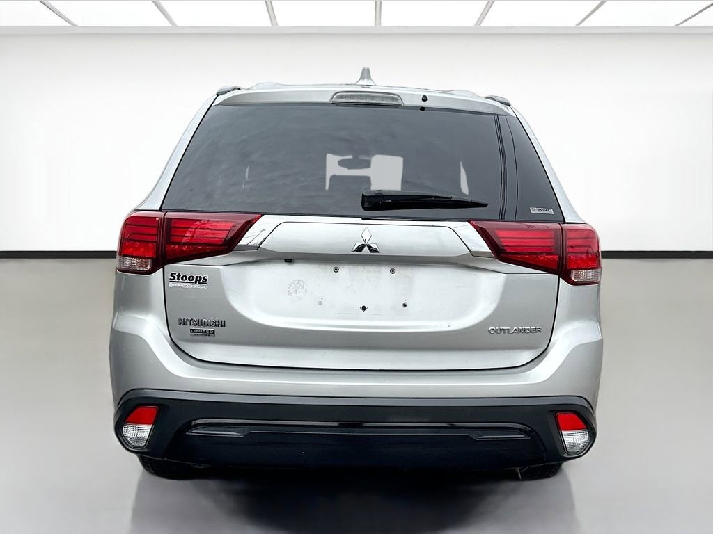 2019 Mitsubishi Outlander LE