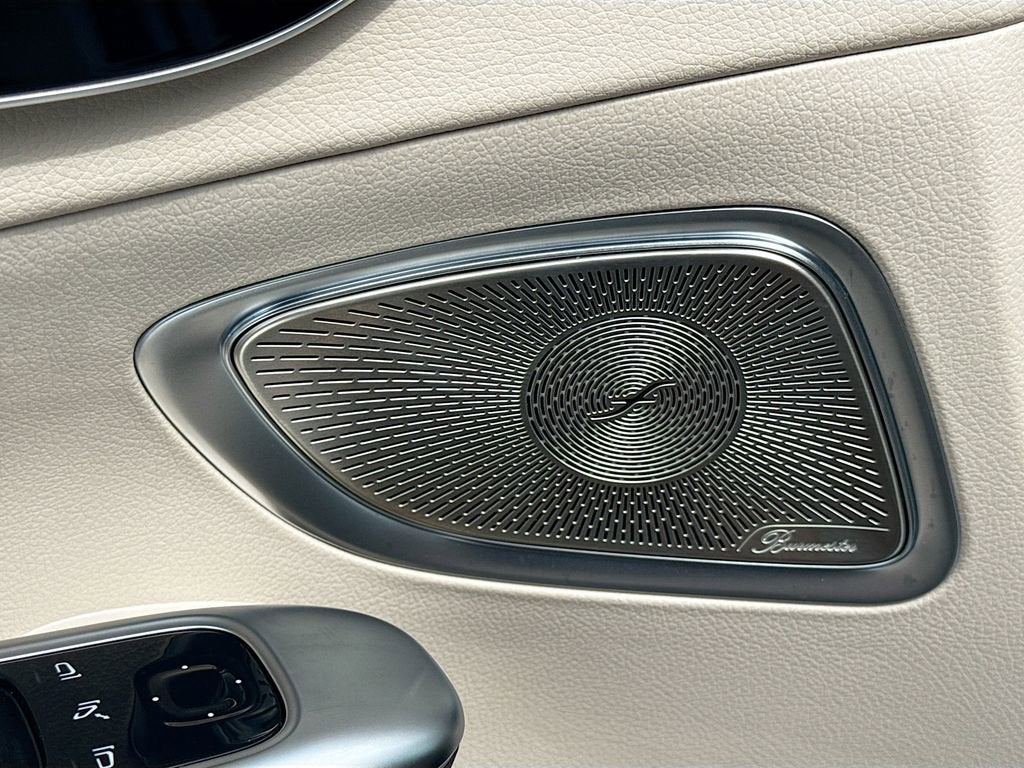 2025 Mercedes-Benz C 300 C 300