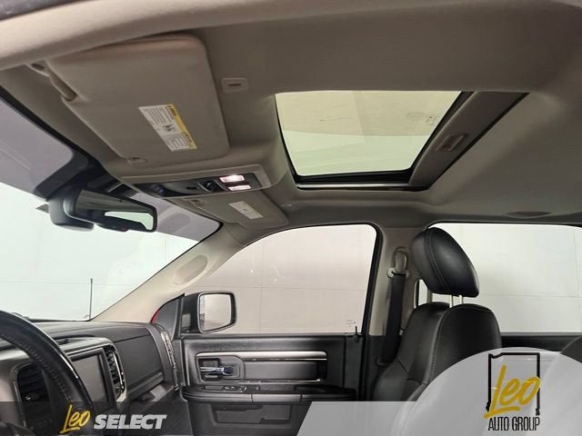 2017 RAM 1500 Night Crew Cab 4x4 5'7" Box