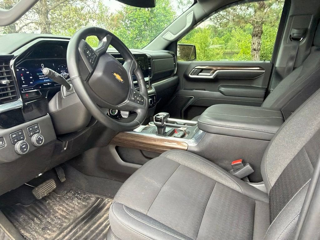 2025 Chevrolet Silverado 1500 LT