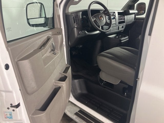 2024 Chevrolet Express Cargo 2500 WT