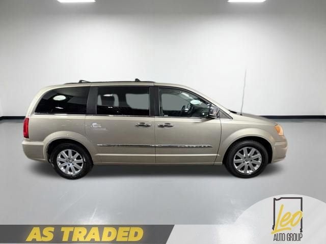 2012 Chrysler Town & Country Touring-L