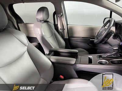 2021 Toyota Sienna XLE