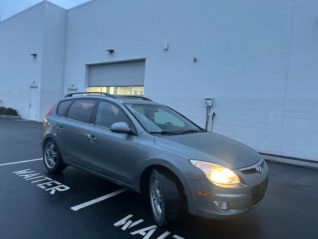 2010 Hyundai Elantra Touring SE