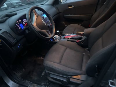 2010 Hyundai Elantra Touring SE