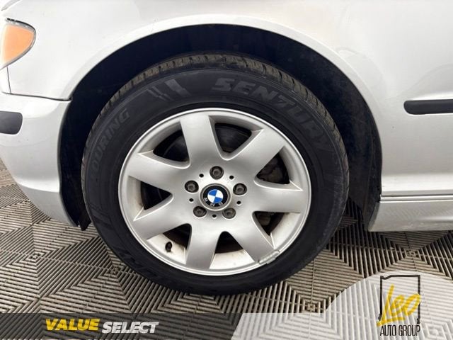 2003 BMW 3 Series 325xi