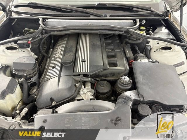 2003 BMW 3 Series 325xi