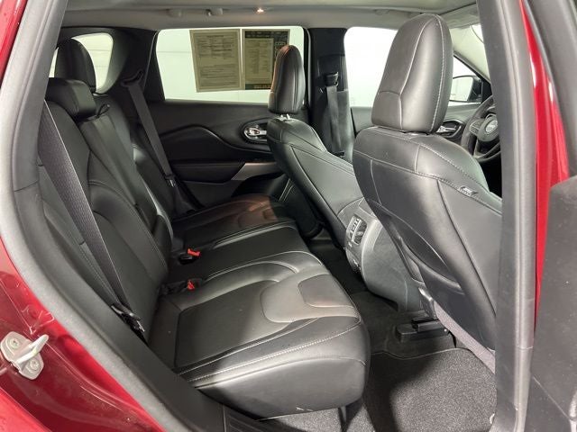 2022 Jeep Cherokee Latitude Lux 4x4