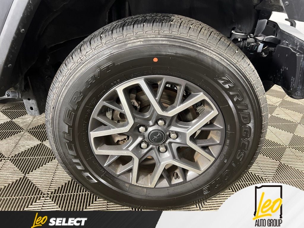 2025 Jeep Wrangler 4-Door Sahara - Photo 11