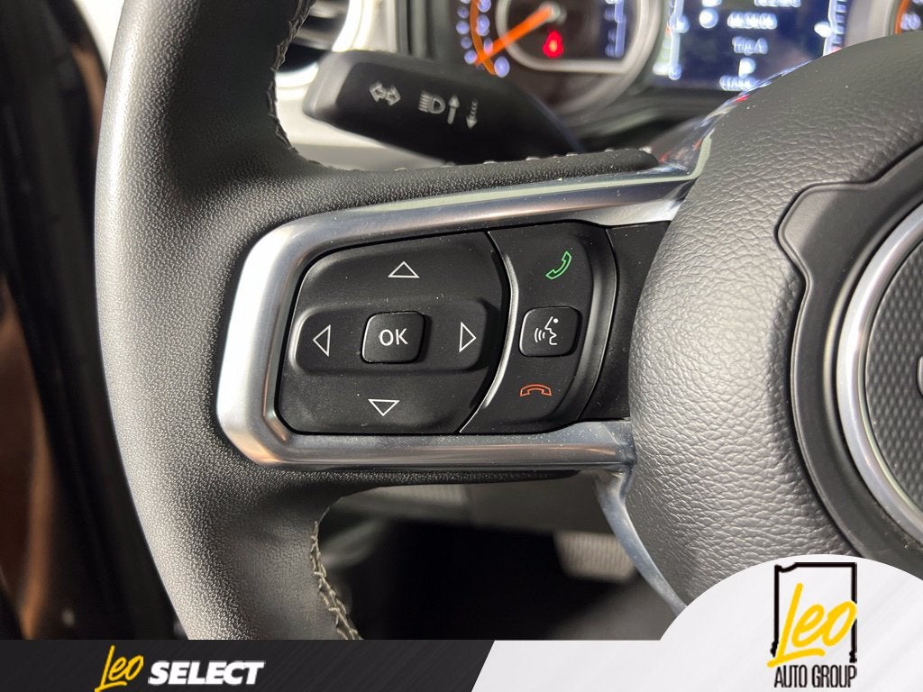 2025 Jeep Wrangler 4-Door Sahara - Photo 20