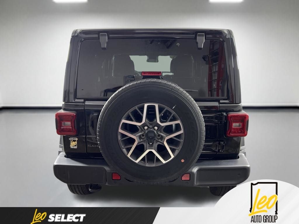 2025 Jeep Wrangler 4-Door Sahara - Photo 6