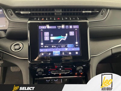 2023 Jeep Grand Cherokee Laredo 4x2