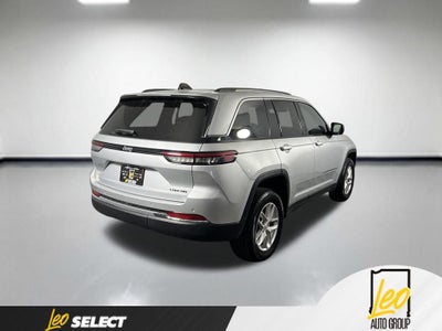 2023 Jeep Grand Cherokee Laredo 4x2