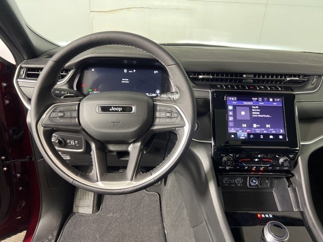 2025 Jeep Grand Cherokee GRAND CHEROKEE LAREDO X 4X4