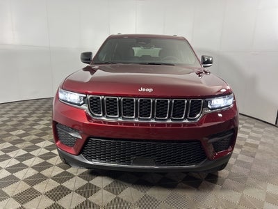 2025 Jeep Grand Cherokee GRAND CHEROKEE LAREDO X 4X4