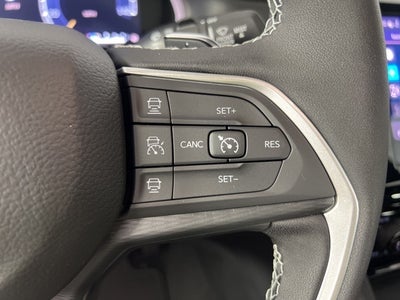 2025 Jeep Grand Cherokee GRAND CHEROKEE LAREDO X 4X4