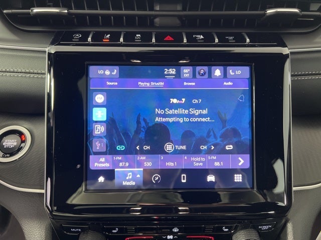 2025 Jeep Grand Cherokee GRAND CHEROKEE LAREDO X 4X4