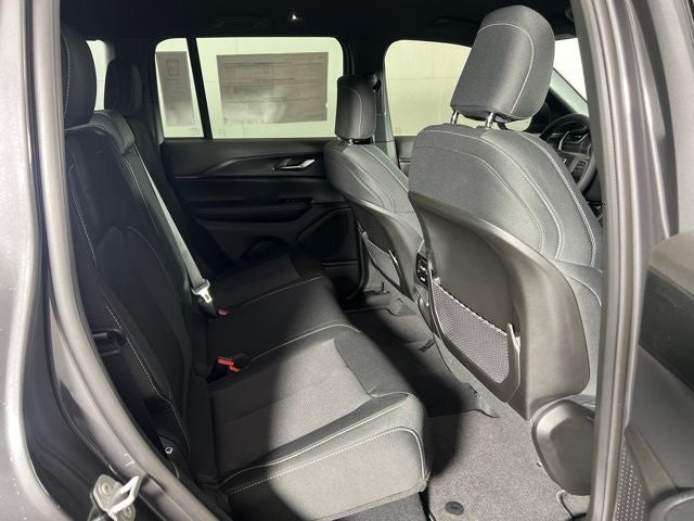 2026 Jeep Grand Cherokee GRAND CHEROKEE LAREDO 4X4